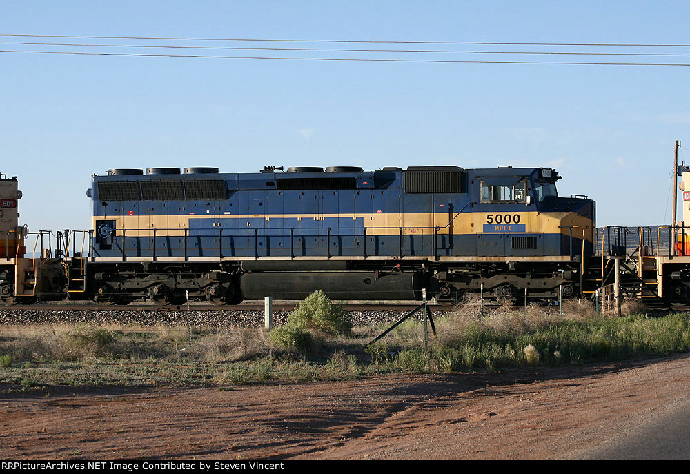 Leaser unit MPEX #5000 an MK-50-3 fills in on the Escalante Western.